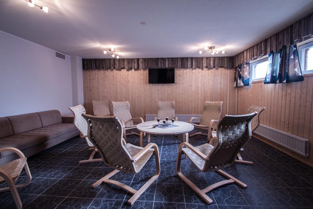 Hotelli Jussan Tupa Enontekiö Buitenkant foto